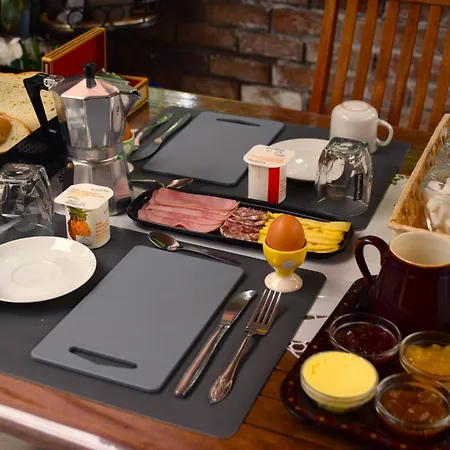 Han-voyage 2nd Floor Breakfast Included 3* Han-sur-Lesse